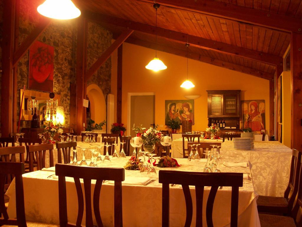 Gli Ulivi Bed & Breakfast Fosdinovo Dış mekan fotoğraf
